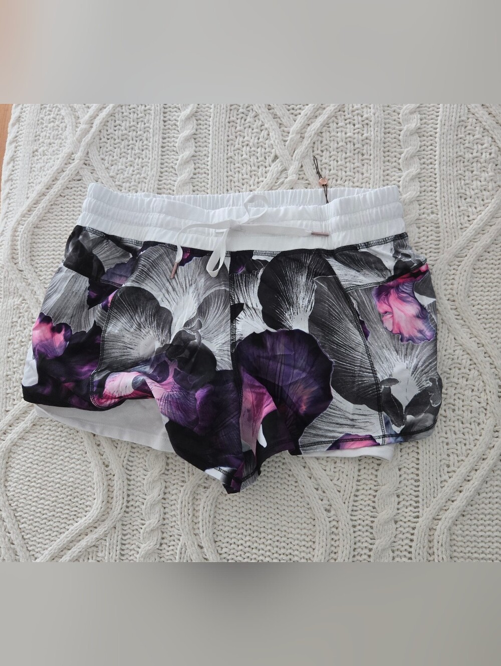 CALIA Women's 2 In 1 Shorts M NWOT